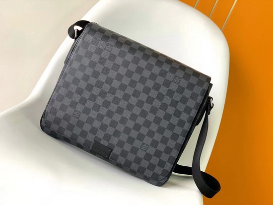 LV Handbags AAAA(Men)-111