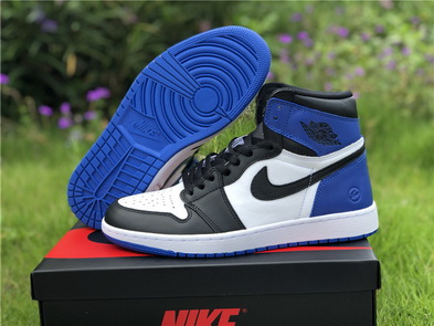 Air Jordan 1 Fragment