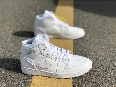 Air Jordan 1 Retro-030