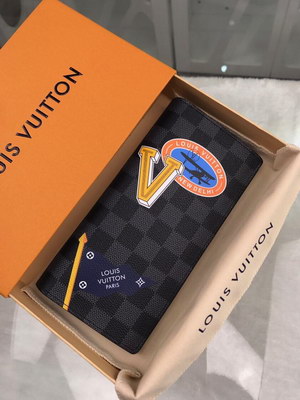 LV Wallets AAA(Men)-028