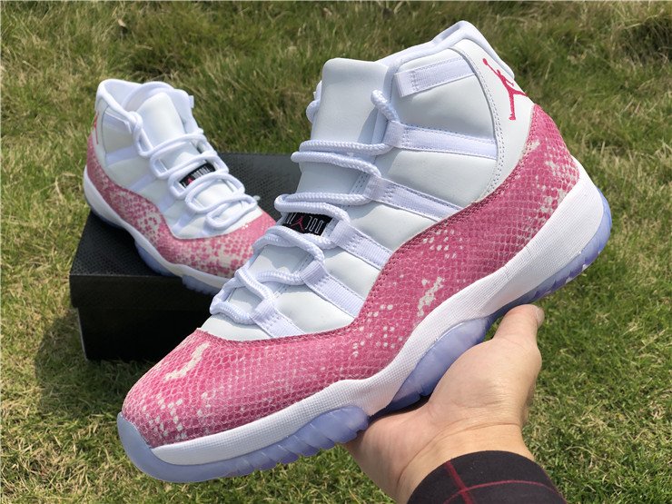  AirJordan 11 High Top Snakeskin Pink