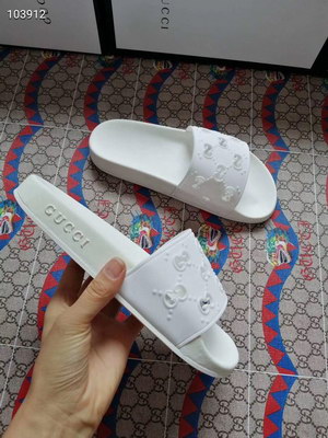 Gucci Slippers Women(AAA)-023