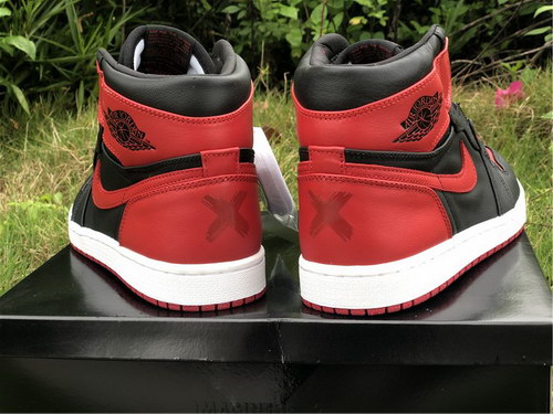 Air Jordan 1 banned with X