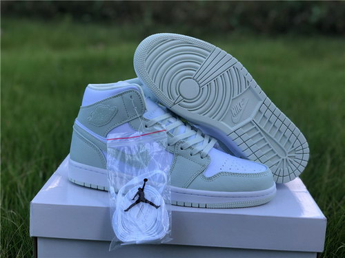 Air Jordan 1 Mid-046