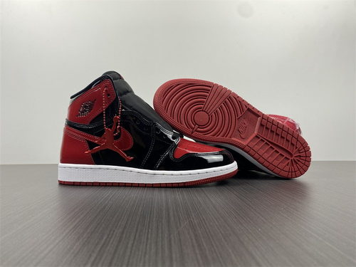 Air Jordan 1 High OG “Bred Patent”