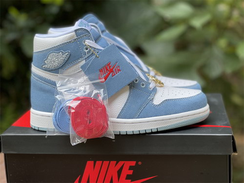 Air Jordan 1 High OG WMNS “Denim”