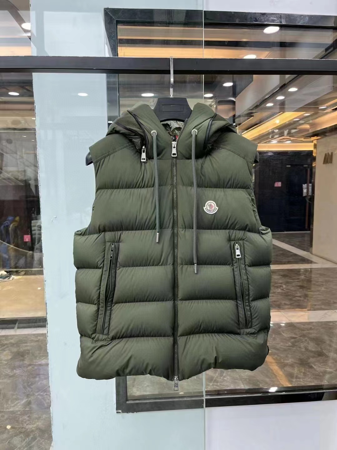 Moncler Vest Coat-018