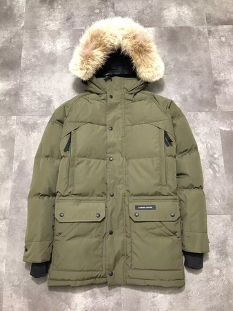 Canada Goose Coat (E30)-225