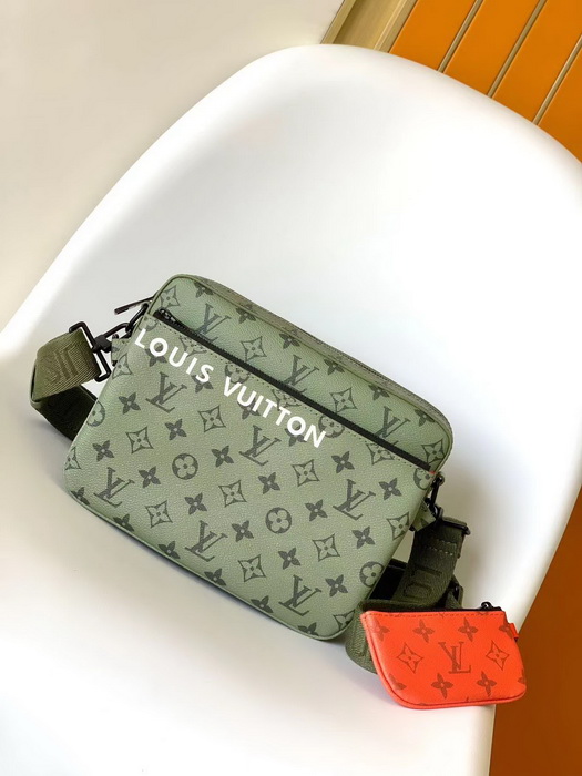 LV Handbags AAA(Men)-100