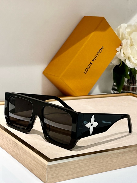 LV Sunglasses(AAAA)-2070