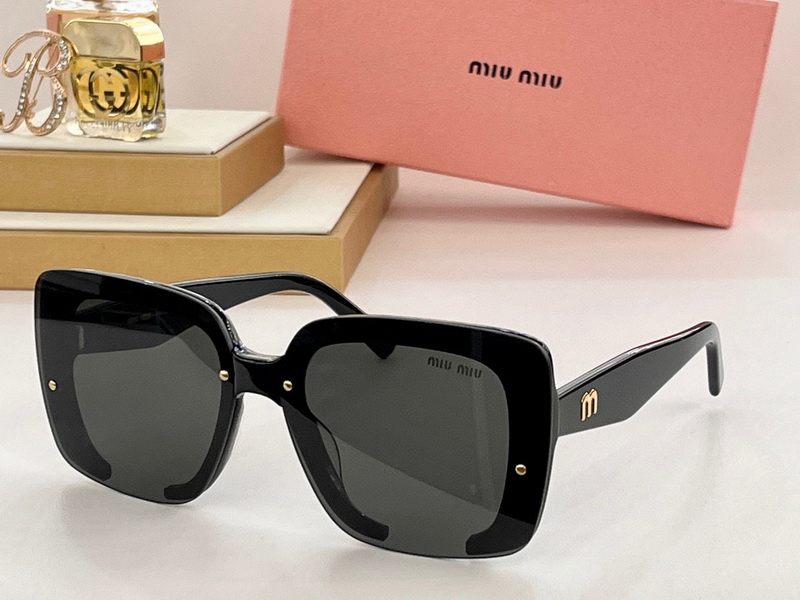 MiuMiu-1207