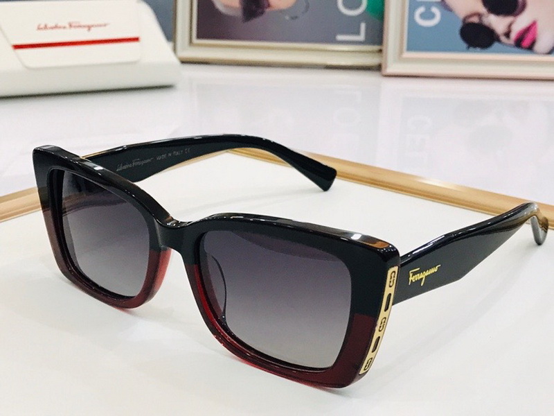 Ferragamo Sunglasses(AAAA)-434