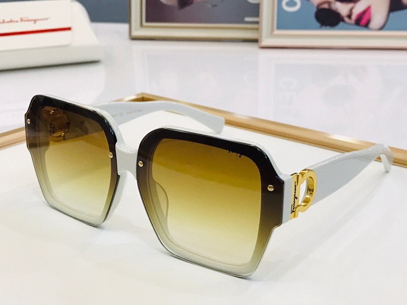 Ferragamo Sunglasses(AAAA)-425