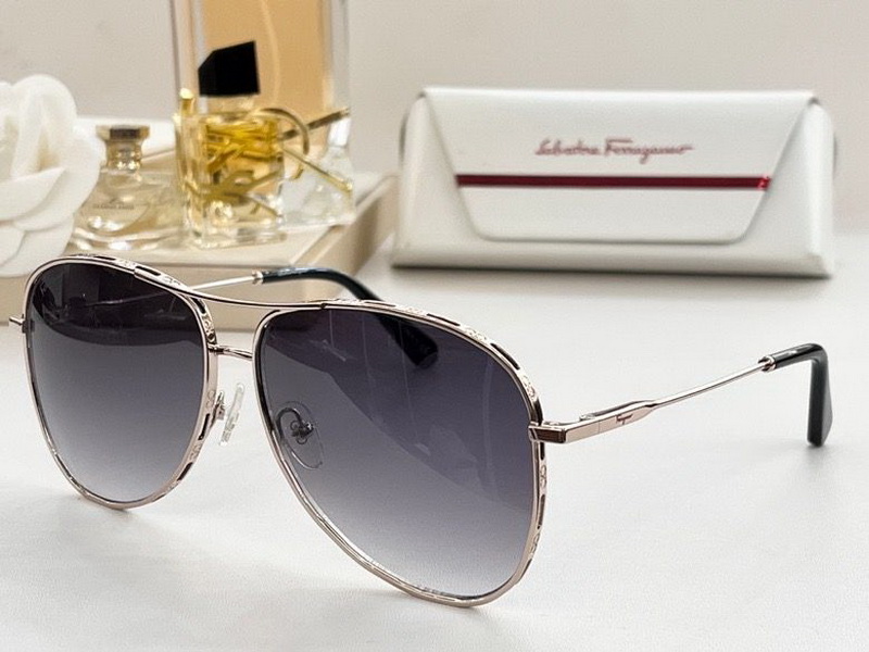 Ferragamo Sunglasses(AAAA)-418