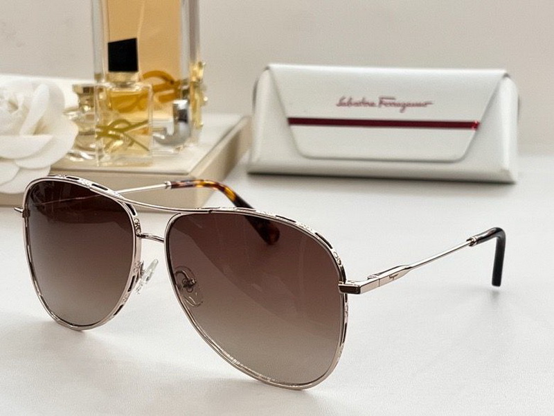 Ferragamo Sunglasses(AAAA)-416