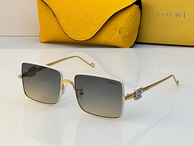 Loewe Sunglasses(AAAA)-288