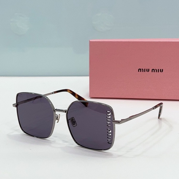 MiuMiu-899