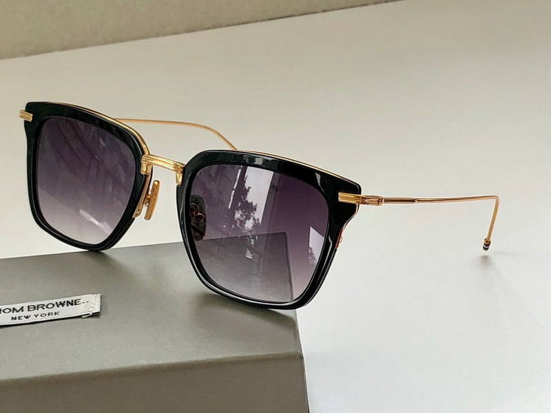 Thom Browne Sunglasses(AAAA)-080