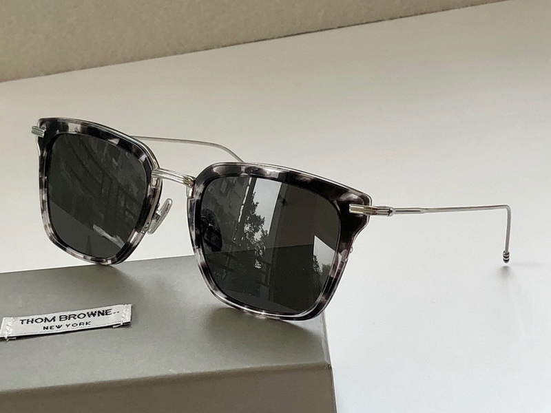 Thom Browne Sunglasses(AAAA)-078