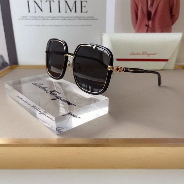 Ferragamo Sunglasses(AAAA)-331