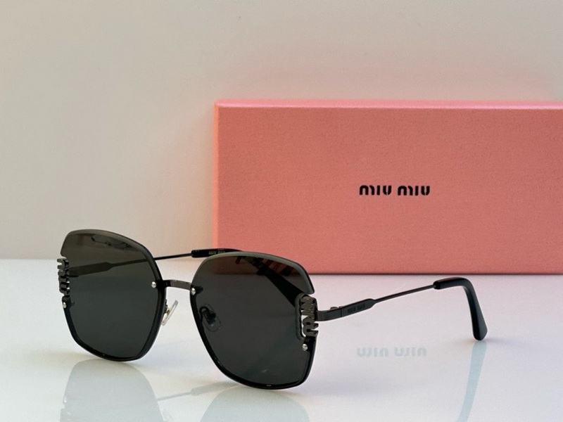 MiuMiu-750