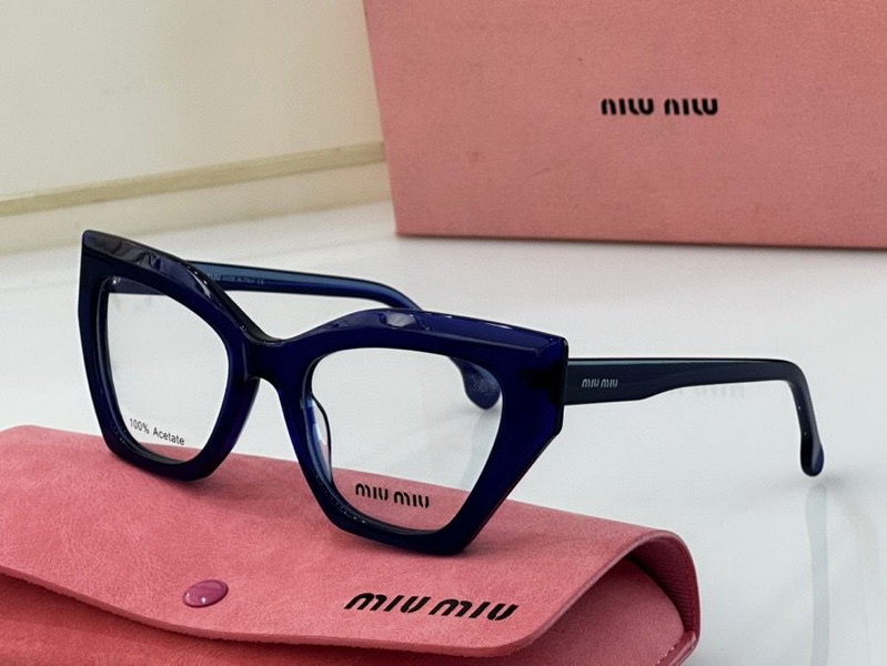 MiuMiu-720