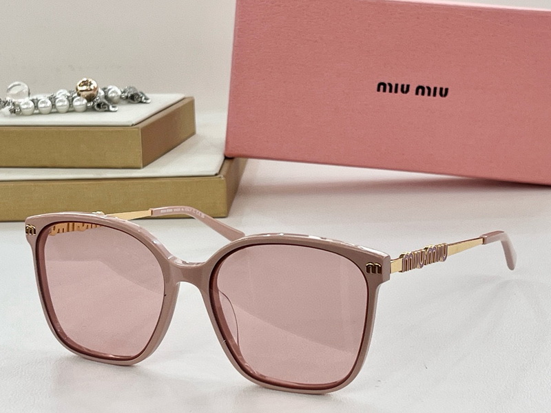 MiuMiu-559