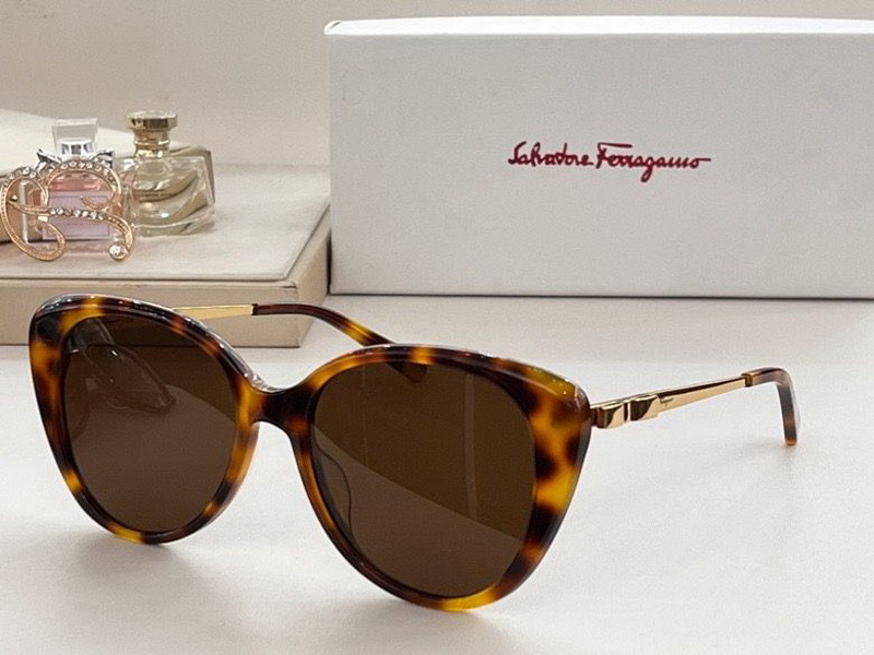 Ferragamo Sunglasses(AAAA)-271