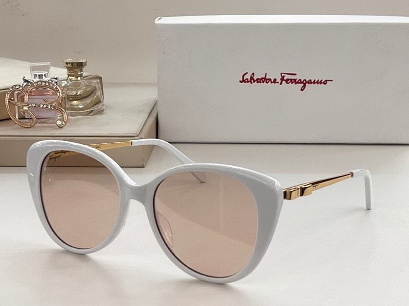 Ferragamo Sunglasses(AAAA)-269