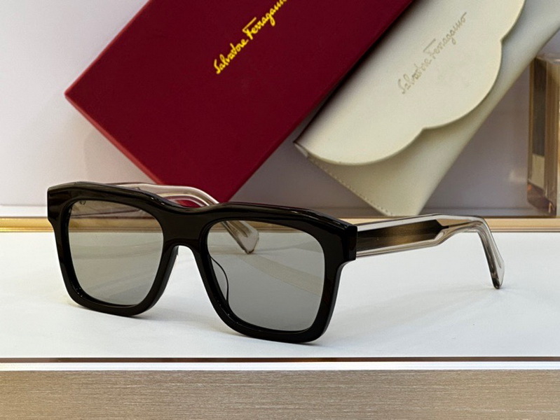 Ferragamo Sunglasses(AAAA)-266