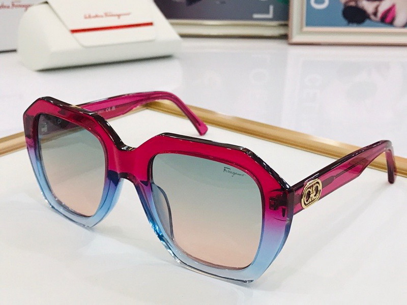 Ferragamo Sunglasses(AAAA)-258