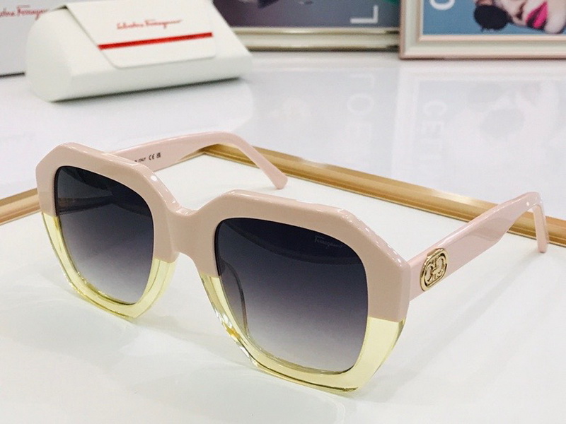 Ferragamo Sunglasses(AAAA)-257