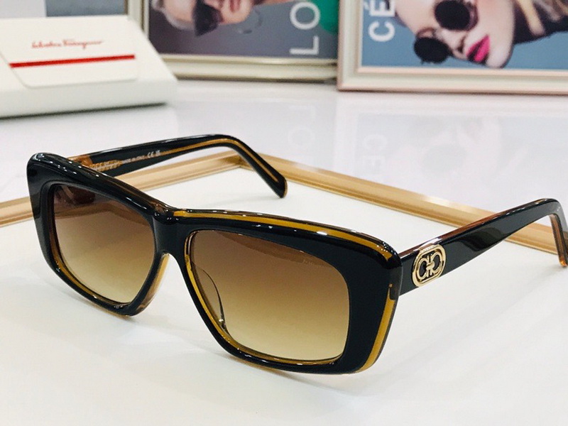 Ferragamo Sunglasses(AAAA)-253