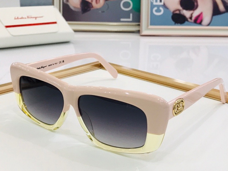 Ferragamo Sunglasses(AAAA)-252