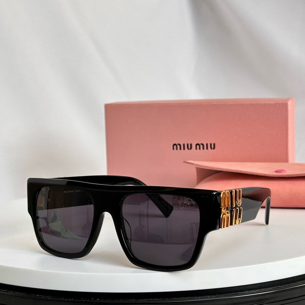 MiuMiu-250