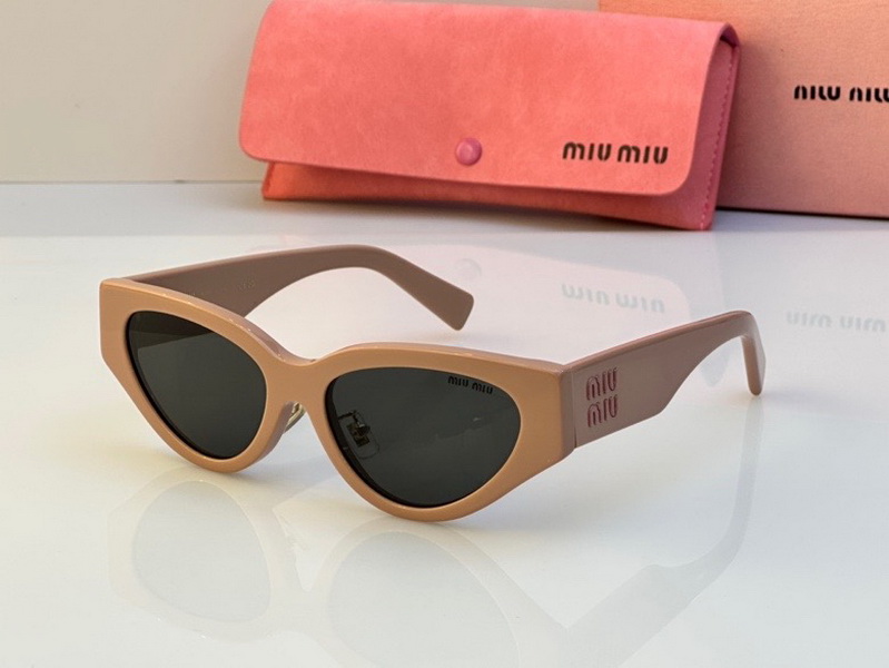 MiuMiu-233