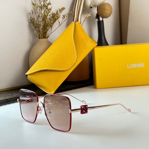 Loewe Sunglasses(AAAA)-013