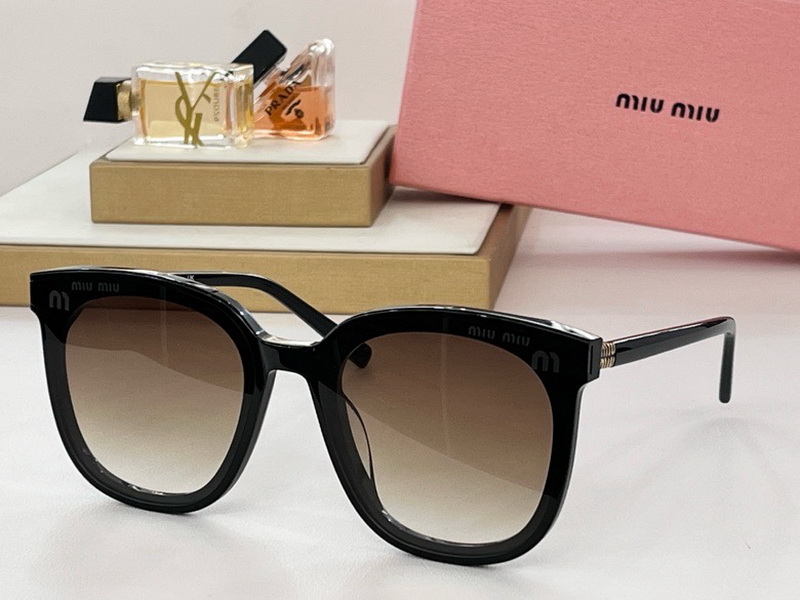 MiuMiu-167