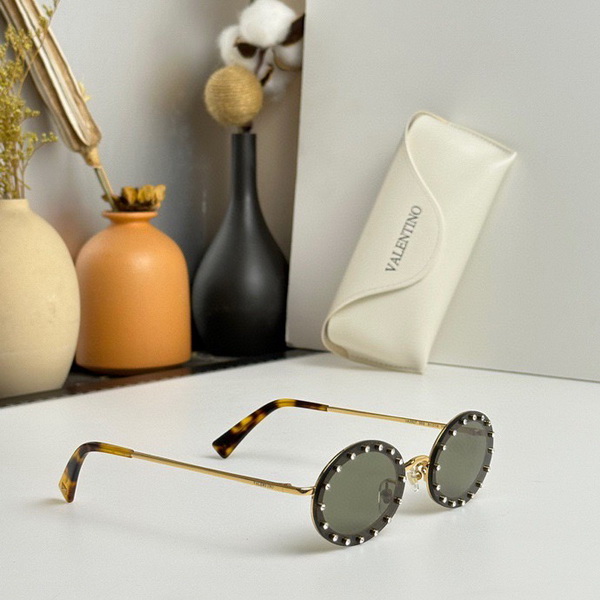 Valentino Sunglasses(AAAA)-137