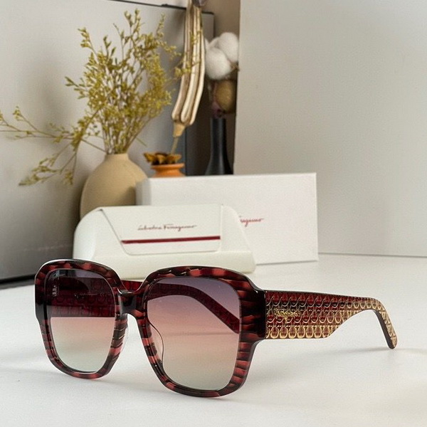 Ferragamo Sunglasses(AAAA)-212