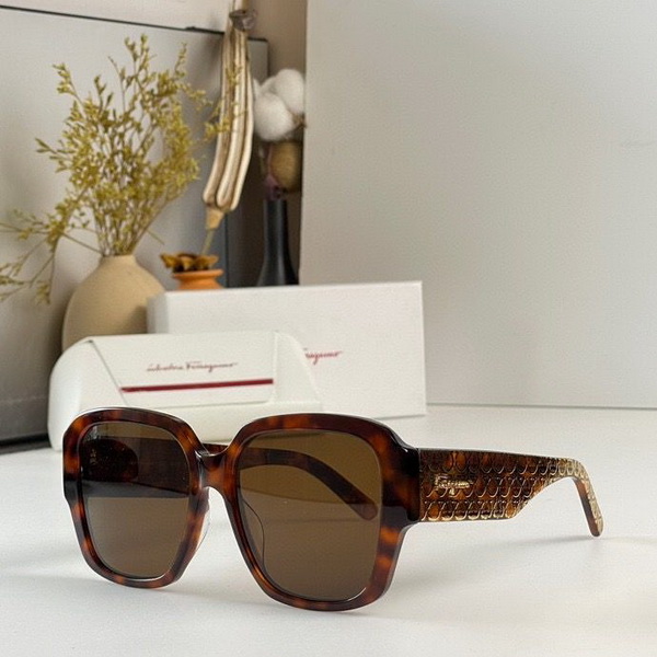 Ferragamo Sunglasses(AAAA)-210