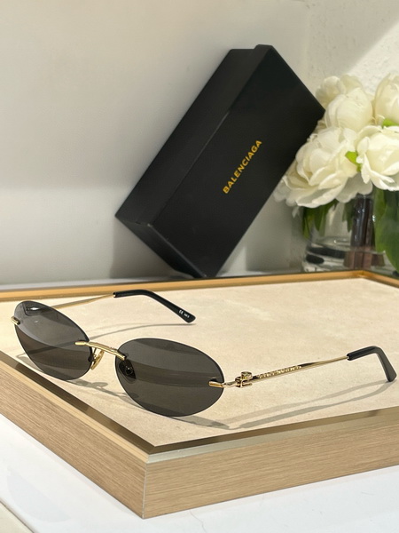 Balenciaga Sunglasses(AAAA)-117