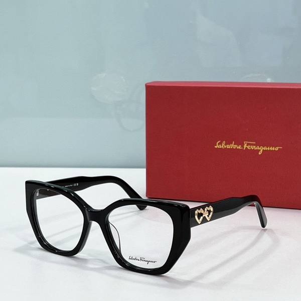 Ferragamo Sunglasses(AAAA)-004