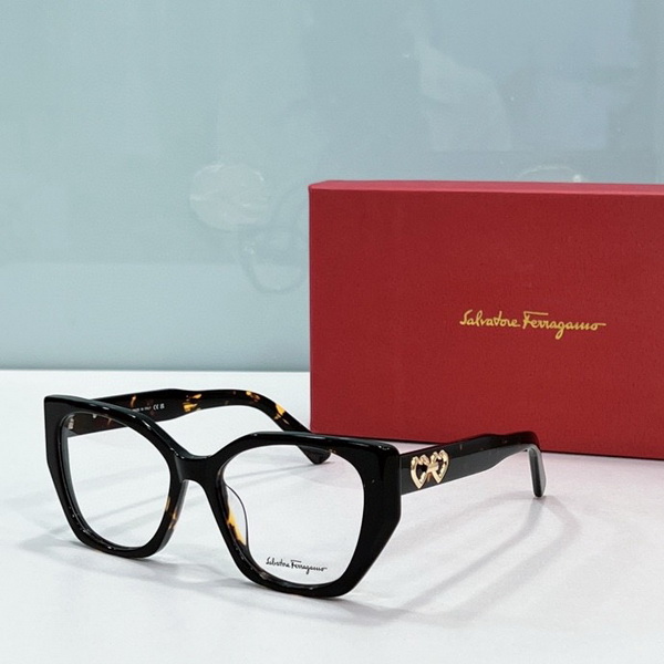 Ferragamo Sunglasses(AAAA)-001