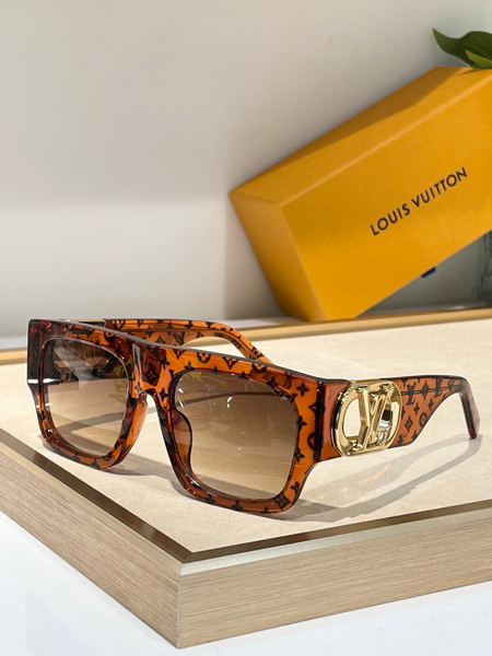 LV Sunglasses(AAAA)-401