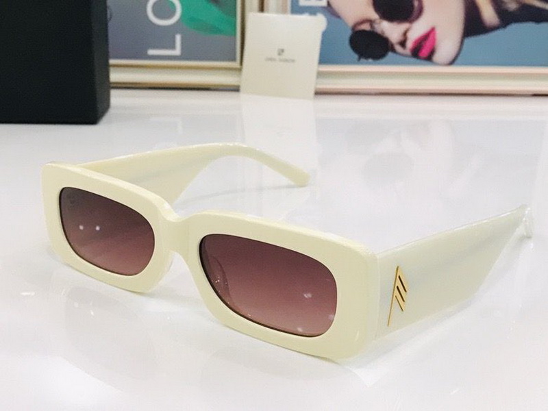 Linda Sunglasses(AAAA)-005