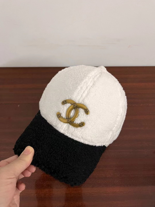 Chanel Cap-131