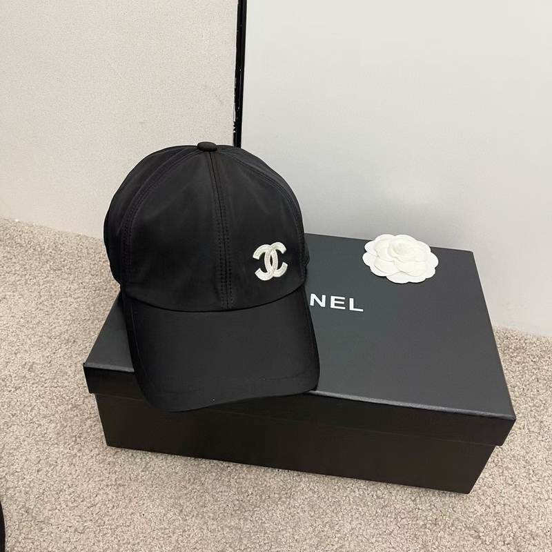 Chanel Cap-152