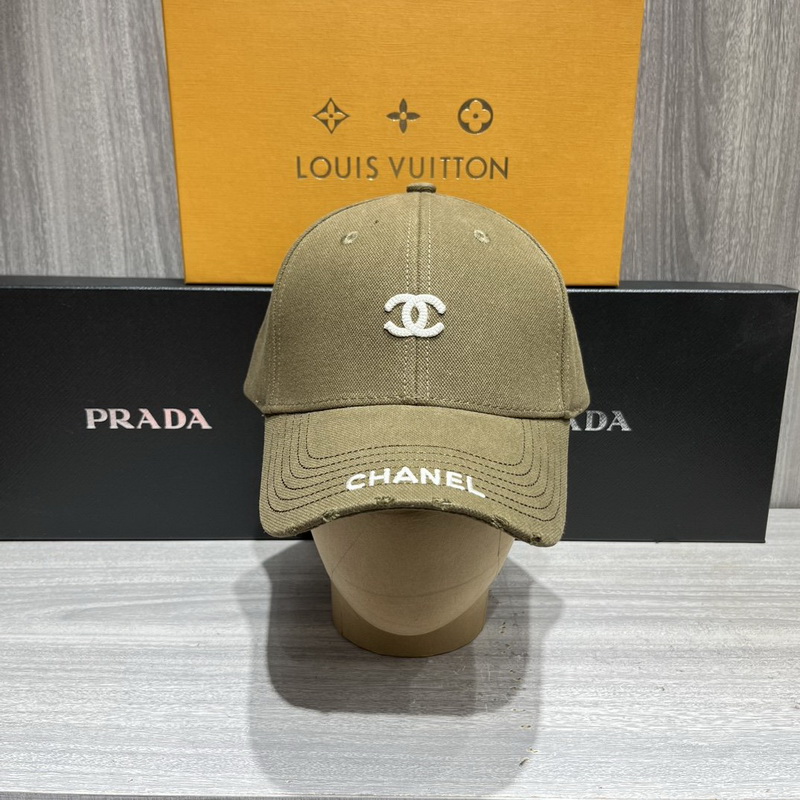 Chanel Cap-235