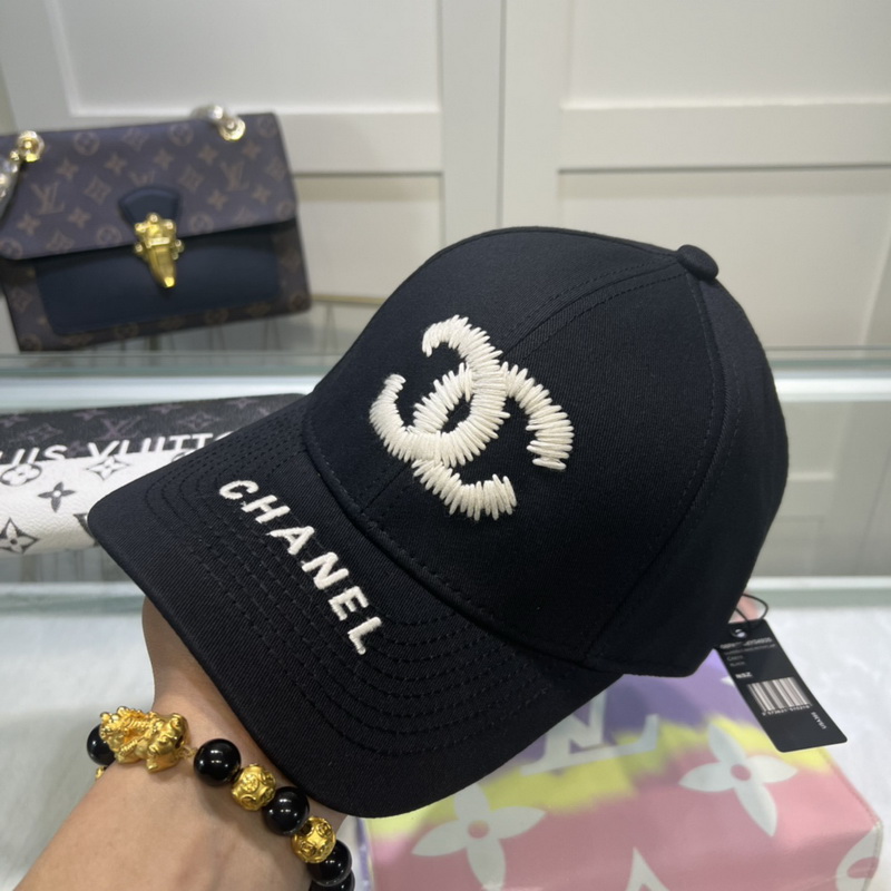 Chanel Cap-300